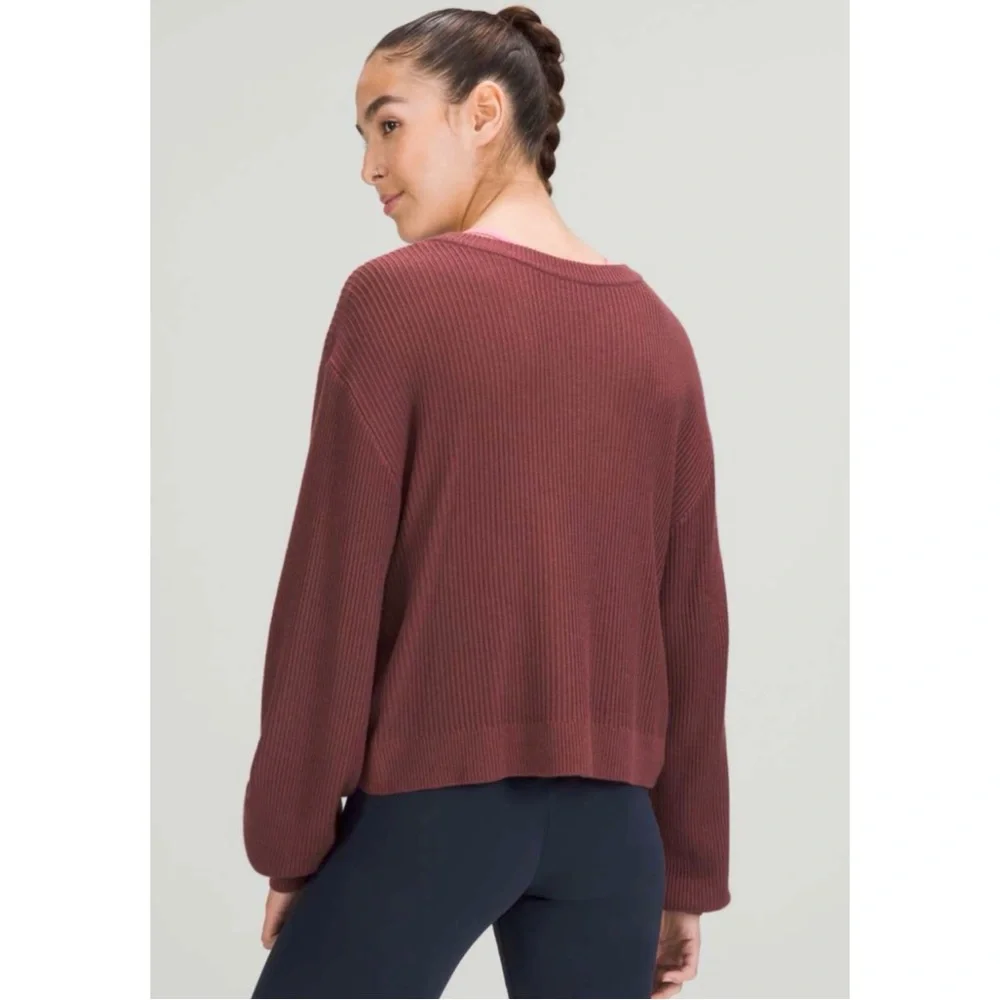 LULULEMON | Reversible Ribbed Crossover Cashmere-Blend Sweater in Smoky Red, 10